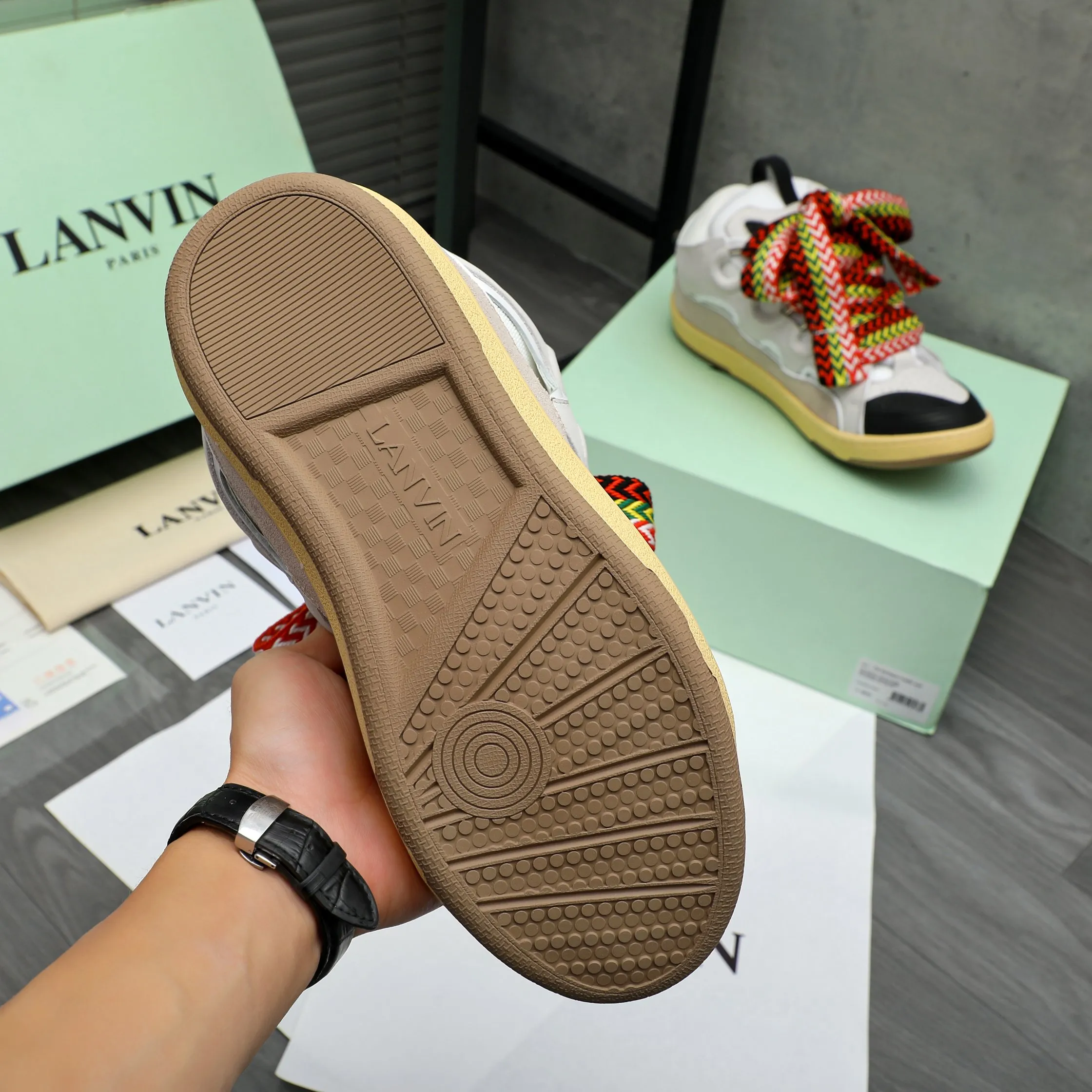 Men's shoes 💰740 [Lanvin] Lanvin high-end quality original couple's casual shoes - Upper: imported pebbled cowhide stitched with breathable mesh - Lining: Lycra elastic lining - Outsole: original rubber outsole - Super high quality control·Fine workmanship: highlighted (high-end·luxury·grade) -Size: 36-45 (45 can be customized)